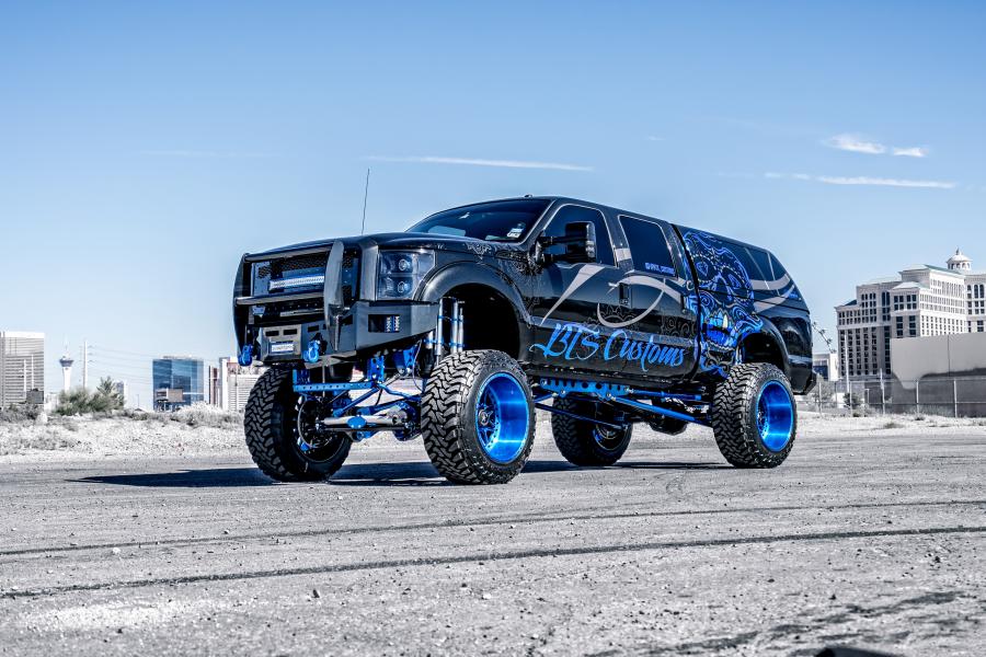  Ford F-250 Dark Knight by BTS Customs 2016 года  (фото 1 из 6)